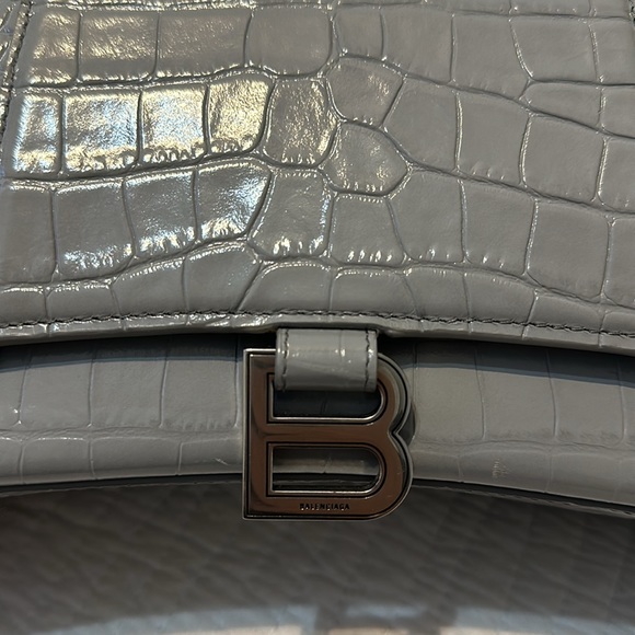 Balenciaga Medium Hourglass Handbag - Picture 6 of 10